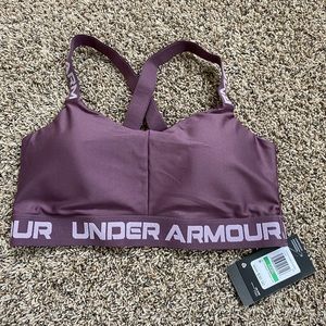 UNDER ARMOR brand new sports bra EVERYTHING MUST GO